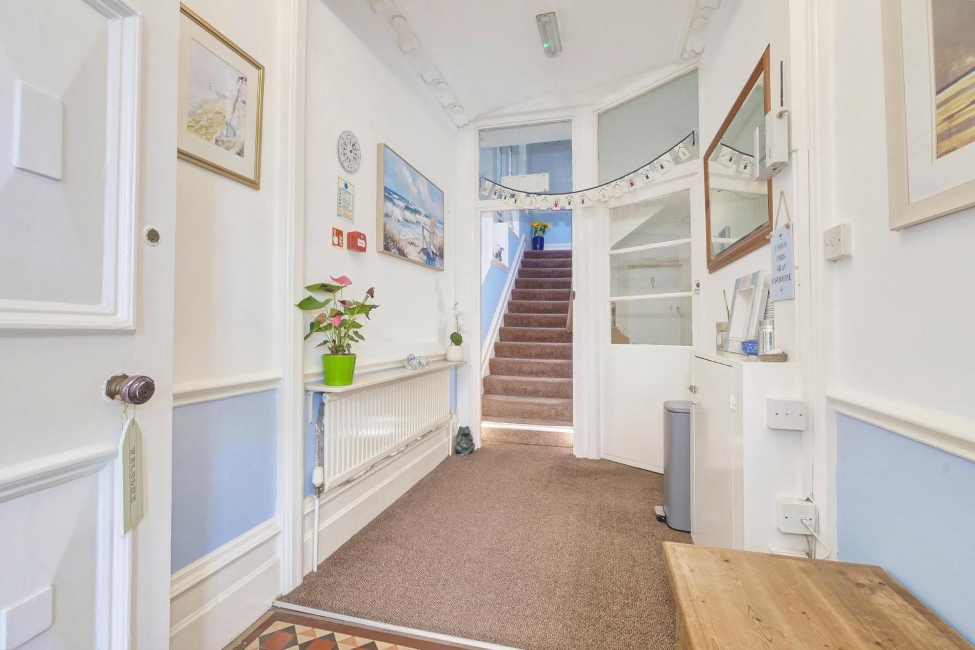 Bay Lodge Guest House Eastbourne Eksteriør billede